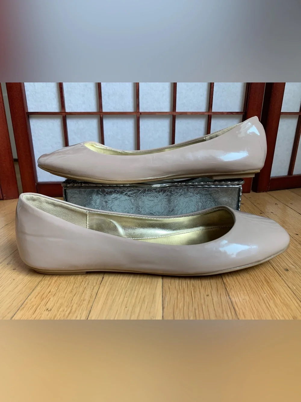 NWOB STEVE MADDEN P-MOLLE Beige Patent Pleather Ballerina Baby Doll Toe Flats 9